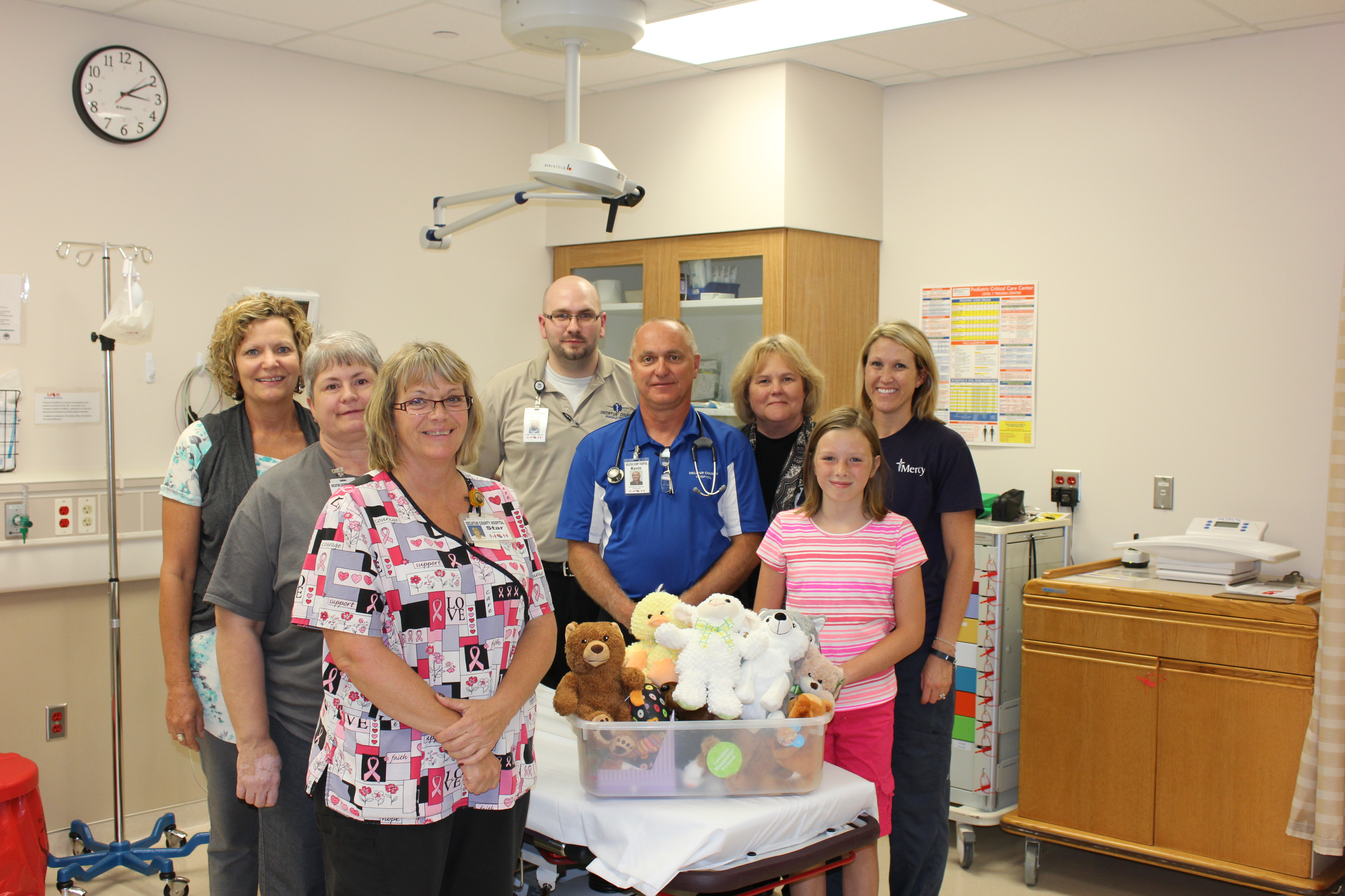 10 Year Old Madison Leahy Donates To Dch Emergency Room